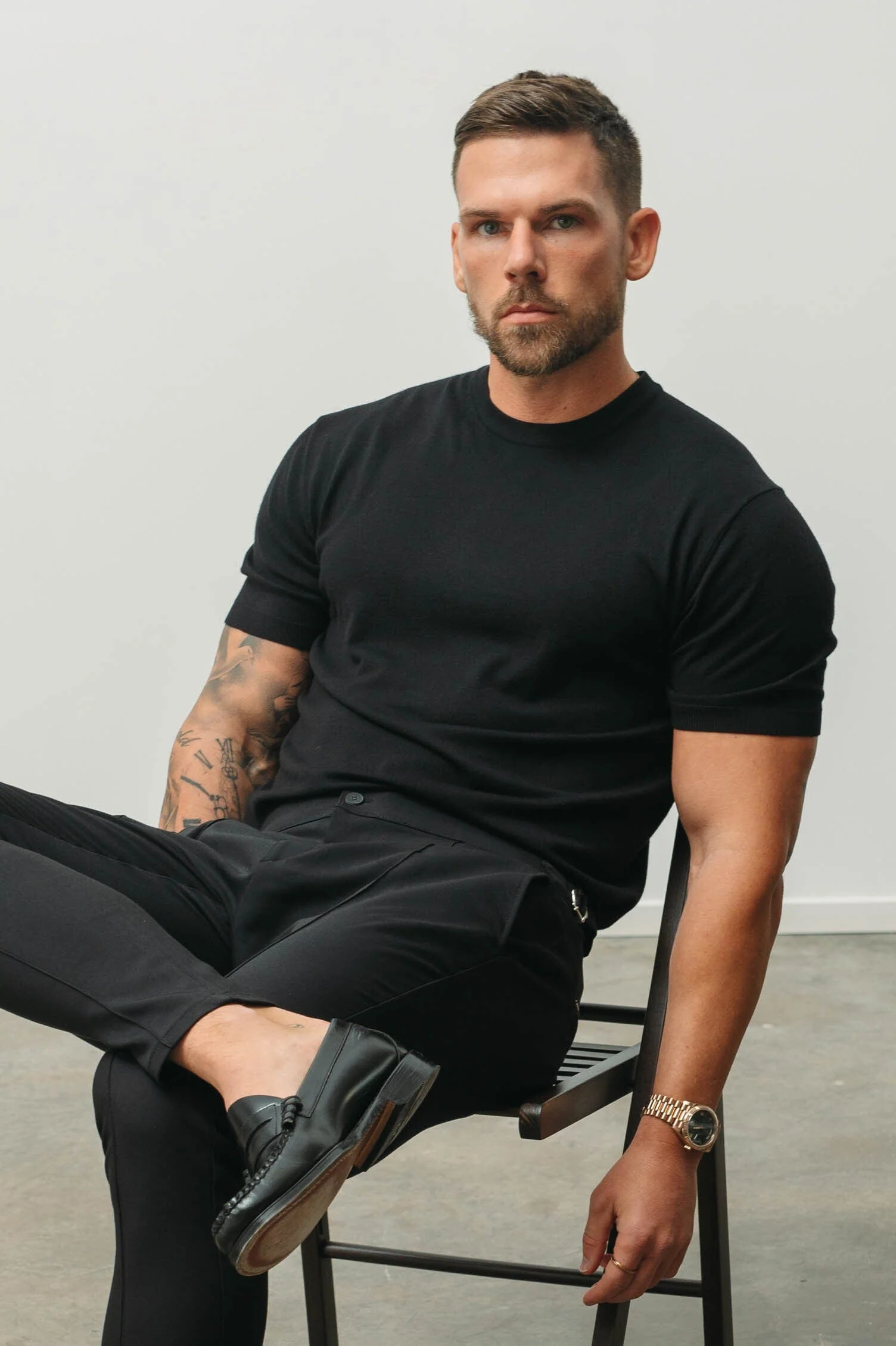 KNIT T-SHIRT - BLACK - Image 2