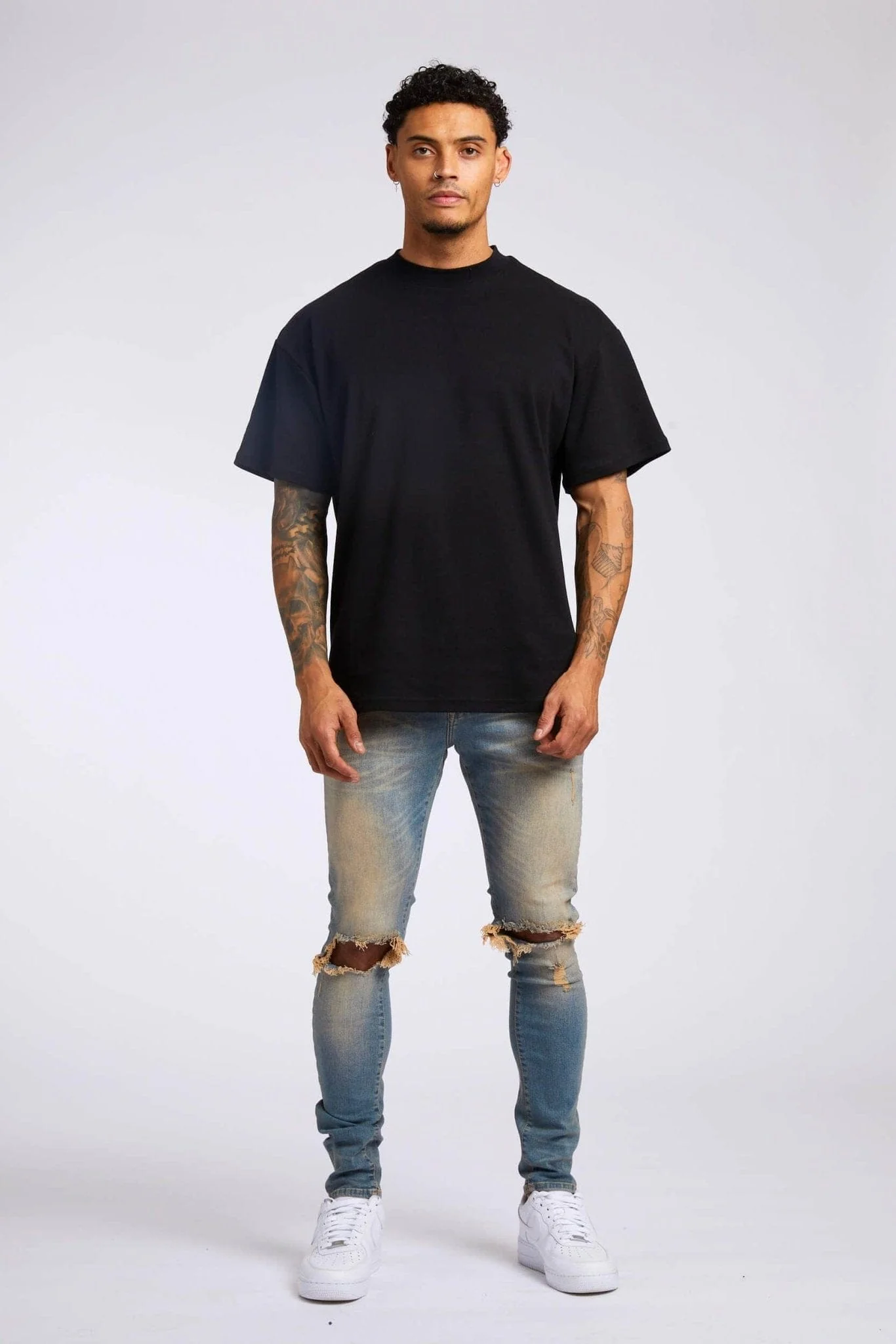 PREMIUM SKINNY FIT JEANS - STONE WASH DESTROYED KNEE - Image 2