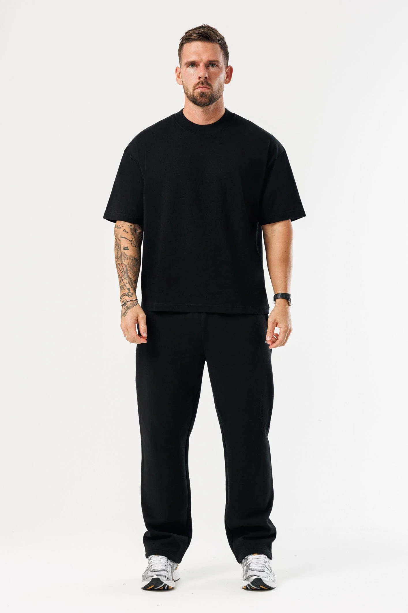 OVERSIZED T-SHIRT - BLACK - Image 6