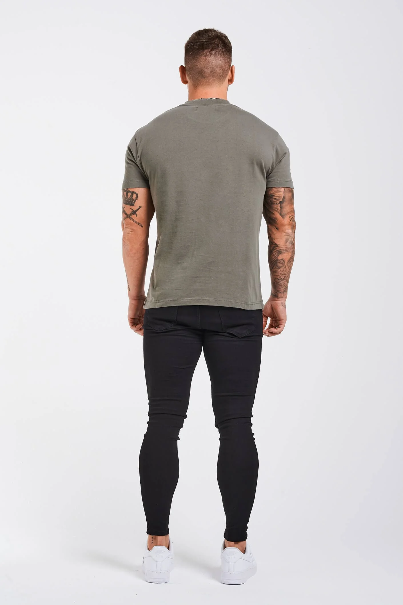 PREMIUM BASICS T-SHIRT - CHARCOAL GREY - Image 8