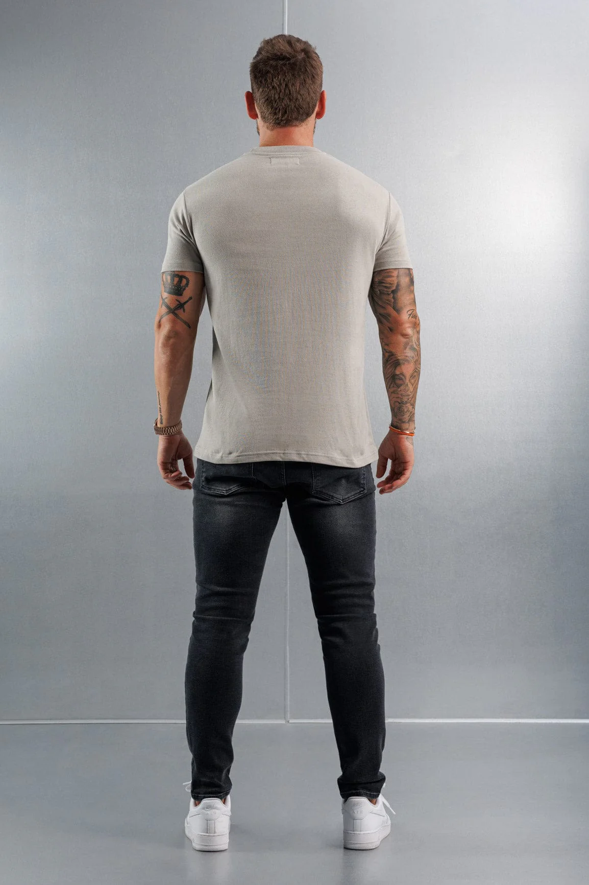 PREMIUM BASICS T-SHIRT - CONCRETE - Image 6