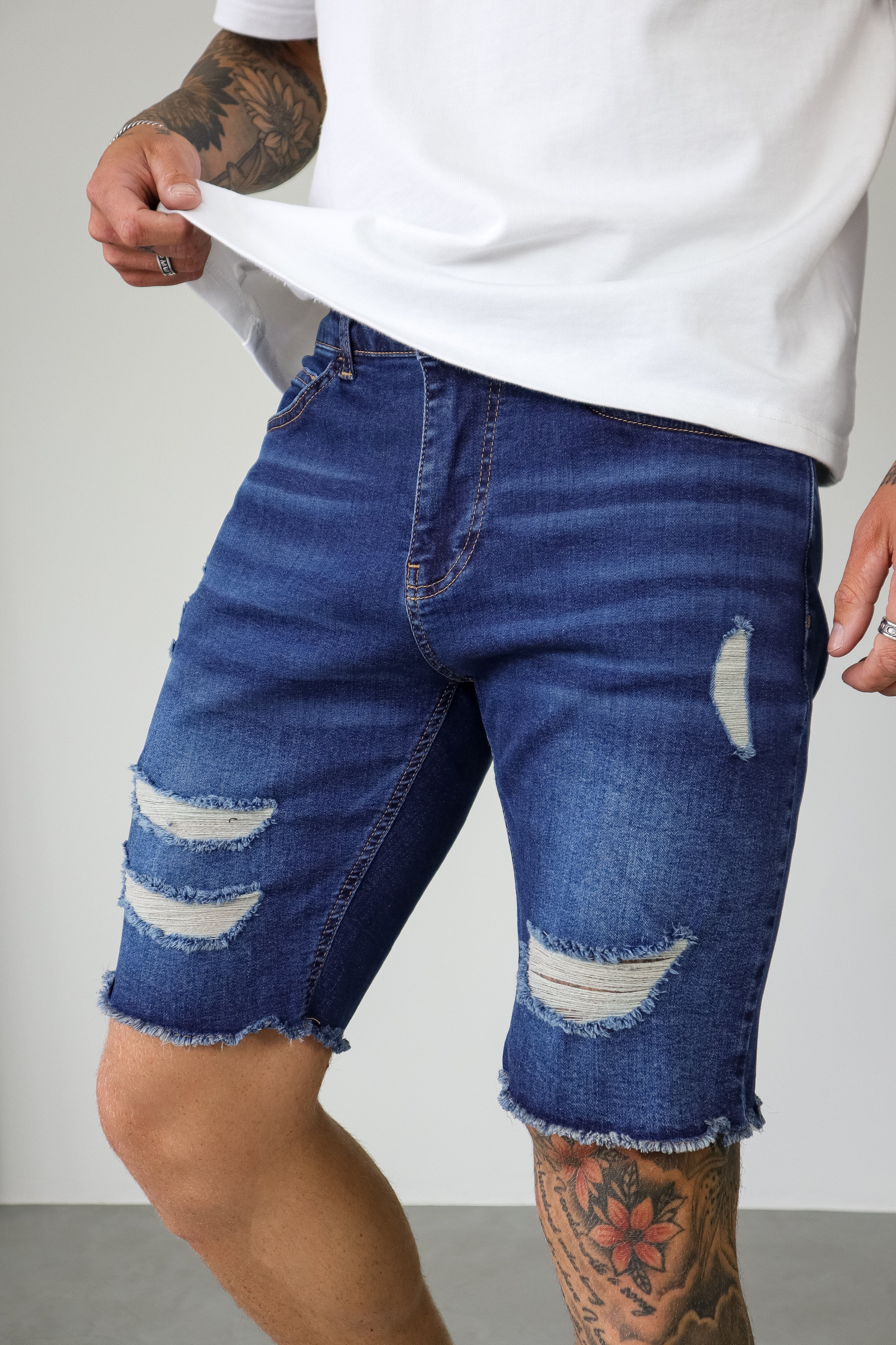 SLIM DENIM SHORT - DARK BLUE RIPPED - Image 6