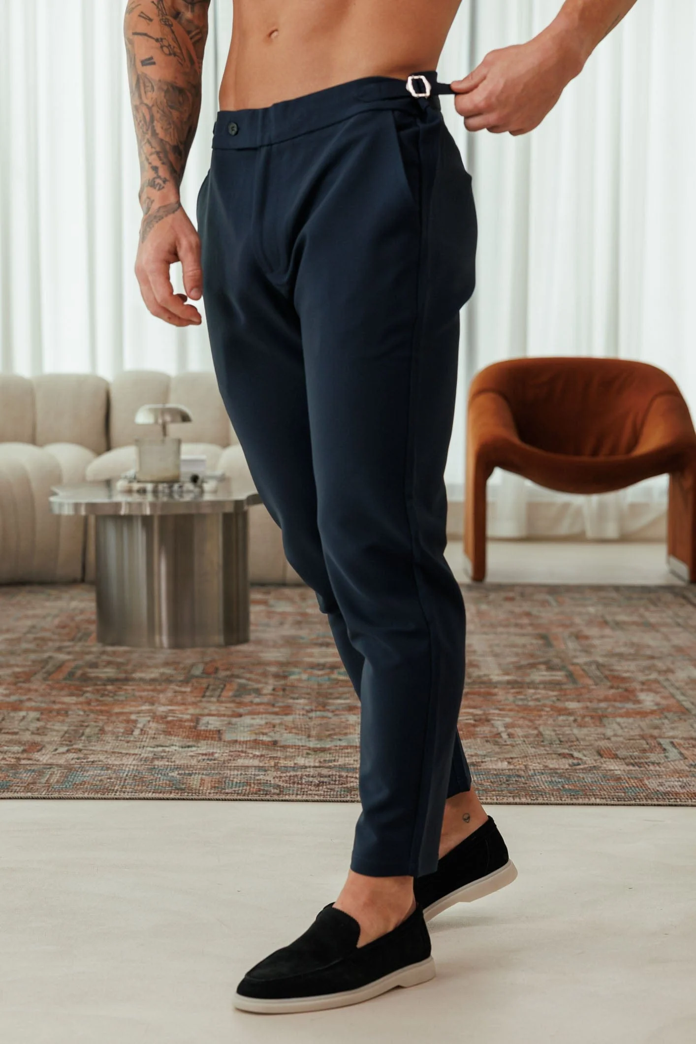 SLIM FIT PLAIN STRETCH TROUSER W/ SIDE CINCH - NAVY
