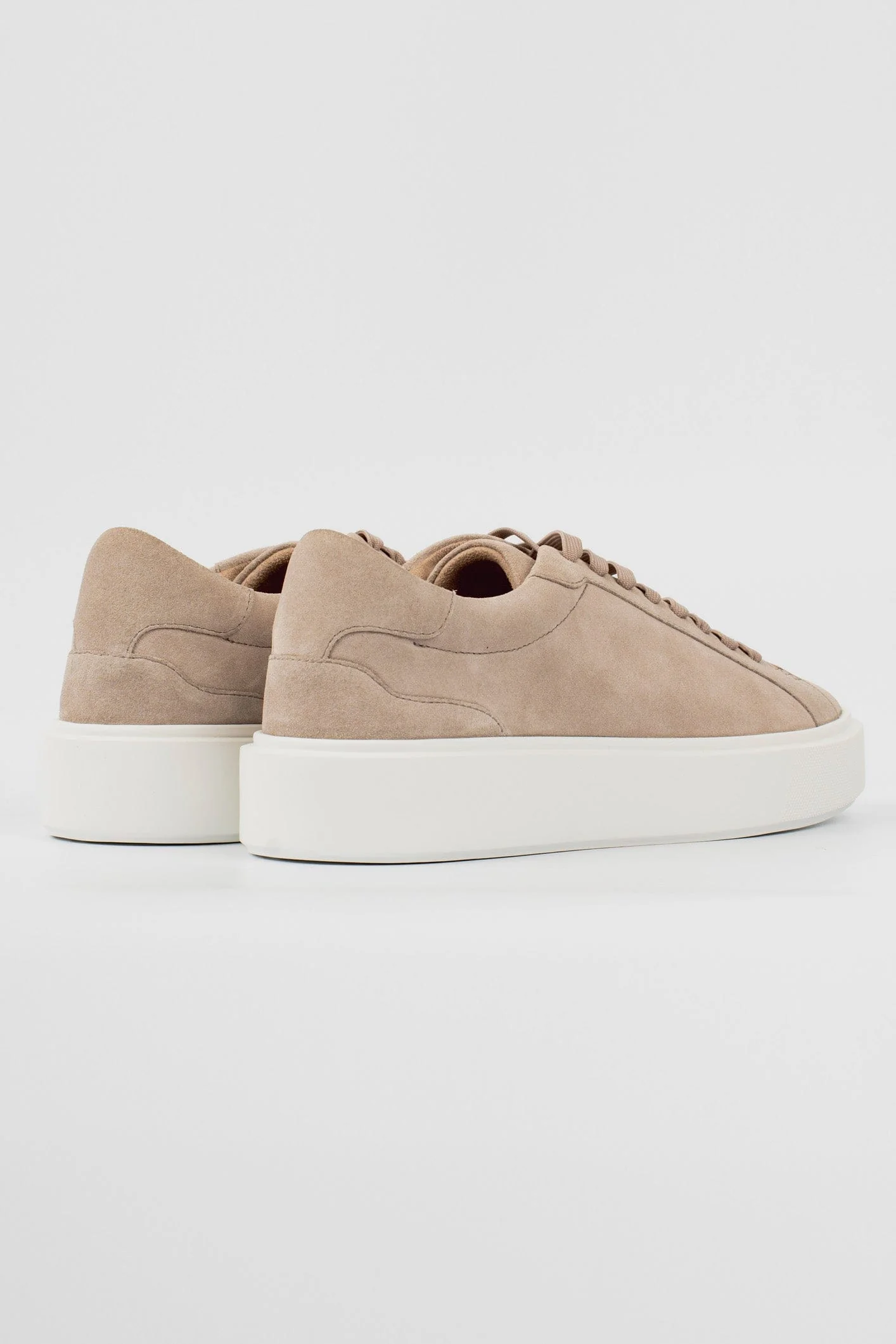 SUEDE TRAINER - BEIGE - Image 4