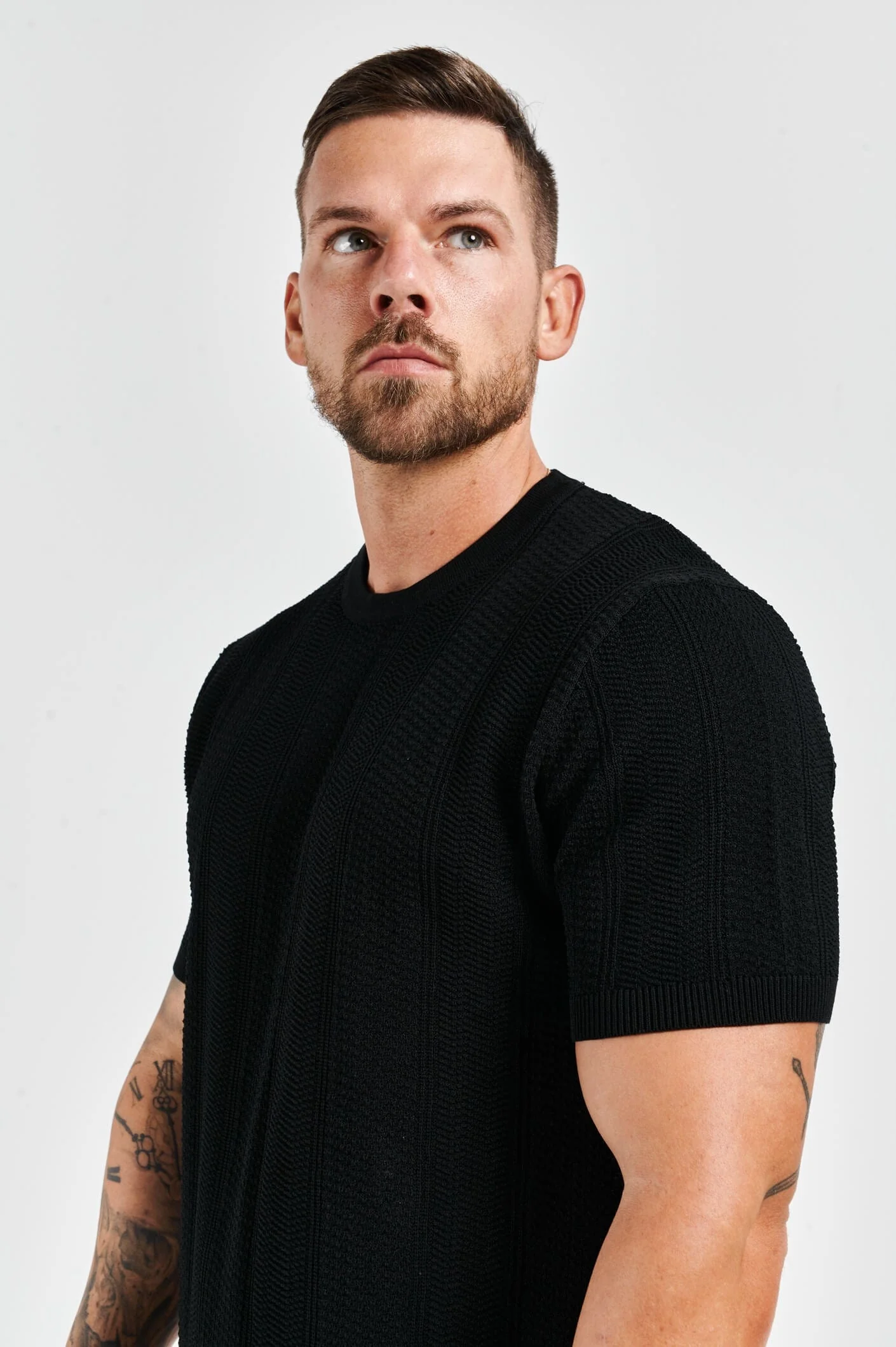 TEXTURED TEE - BLACK - Image 9